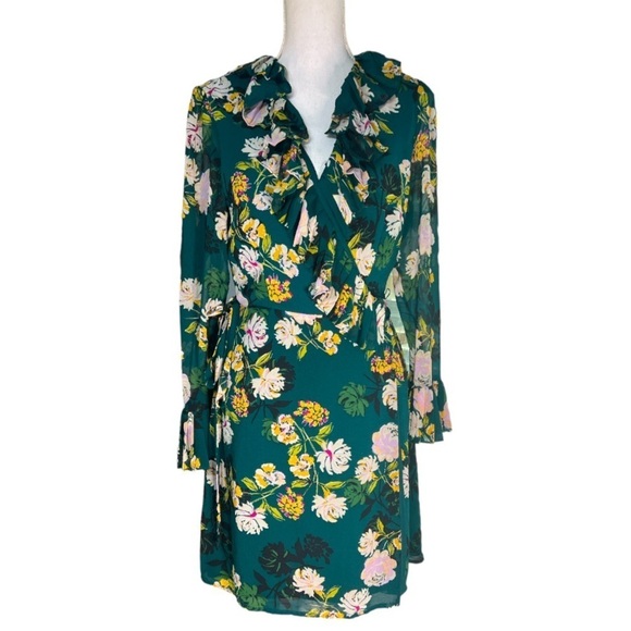 Wayf floral dress green true wrap with yellow pink white flowers ruffle Vneck M - Picture 2 of 13